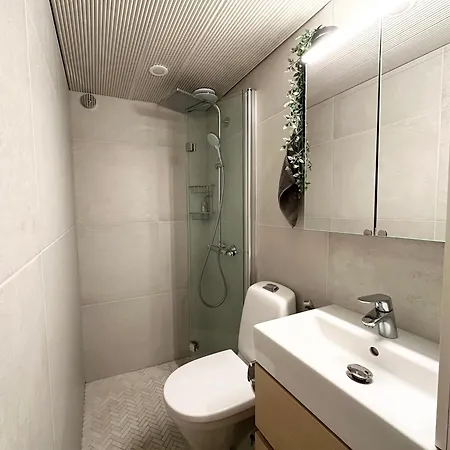 Miniluksus & Parveke Puuvillassa Huvilapuistossa 公寓