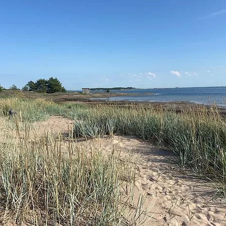 Miniluksus Loma-asunto & Parveke Puuvillassa Huvilapuistossa * Hanko