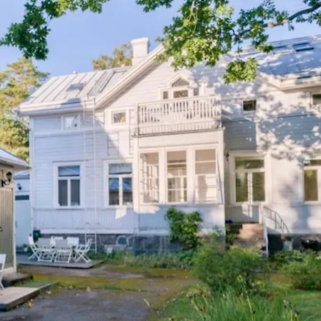 Appartamento Miniluksus & Parveke Puuvillassa Huvilapuistossa Hanko